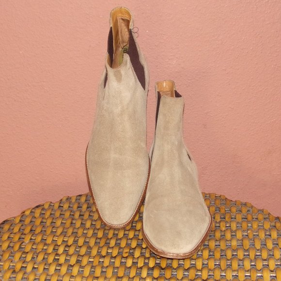 Saint Laurent Wyatt Chelsea Boot in Tobacco Suede. Size 41 8 M - Picture 2 of 13